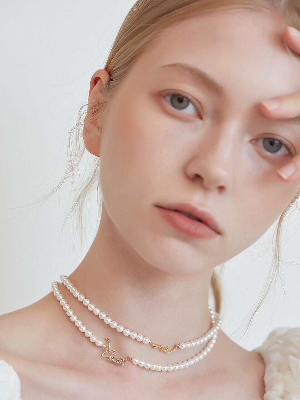 Lettering Pearl Choker Necklace_NZ1059