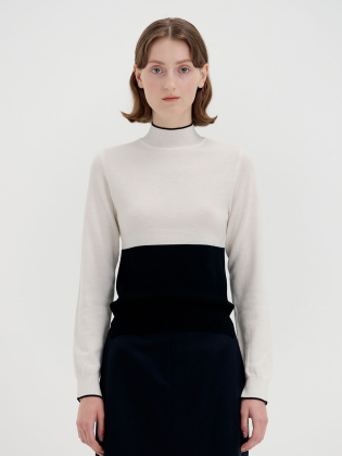 Qoully Paneled Turtleneck Pullover