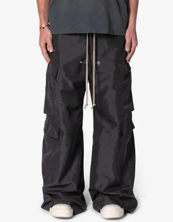 mnml Men's Oversize Double Cargo Pocket Pants