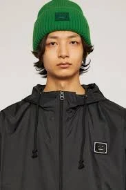 Black Pansy Face patch wool beanie