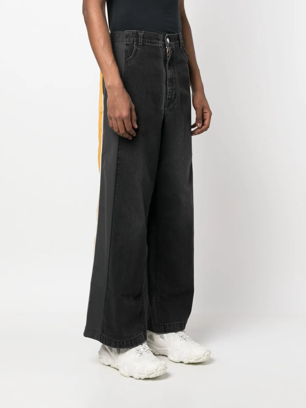 Contrasting-detail Trousers