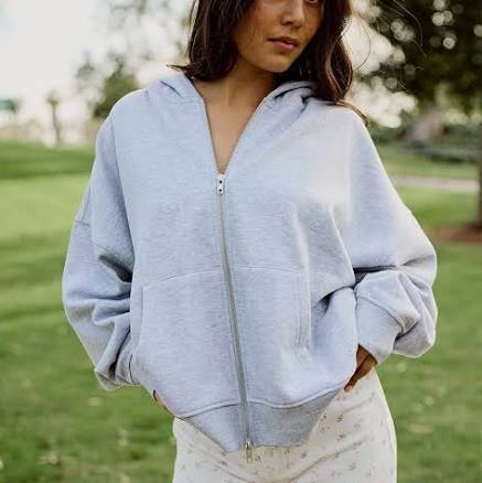 Tillys Women's Oversized Zip-Up HoodieTillys Women's Oversized Zip-Up Hoodie