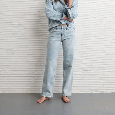 AE Women's Floral Print Stretch Low-Rise Baggy Straight Jeans