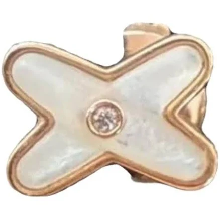Chaumet Jeux de Liens Single Earring Yellow Gold Mother of Pearl