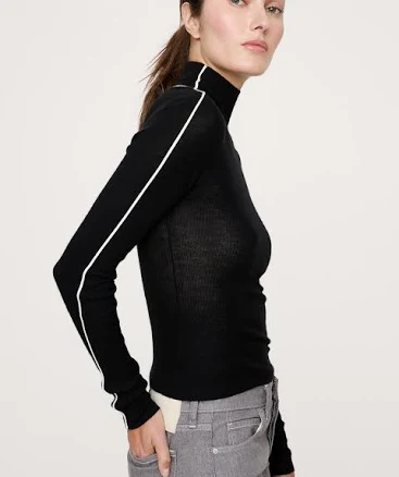 Banana Republic Women's Featherweight Cashmere Turtleneck