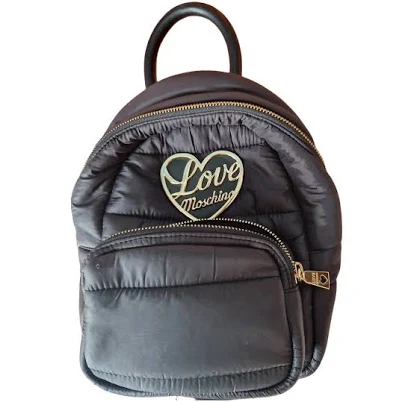Moschino Heart-plaque Quilted Backpack