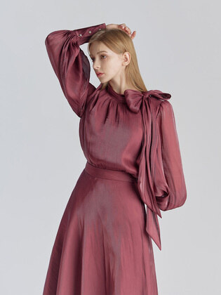 Daisy Satin Puff Blouse