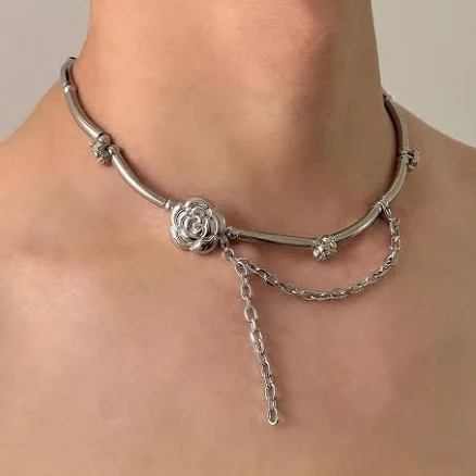 Gothic Rose Metal Choker Necklace