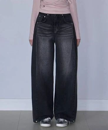 ROSEFRANTZ Side Tuck Wide Denim Pants