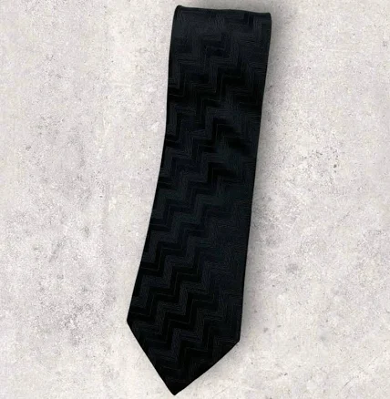 Valentino Garavani Men's Valentie Wool and Silk Tie with Flower Embroidery
