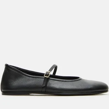 Steve Madden Women's Besette Mary Jane FlatSteve Madden Women's Besette Mary Jane Flat
