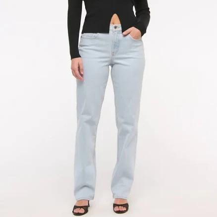 Abercrombie & Fitch Women's Curve Love Mid Rise 90s Straight Jean