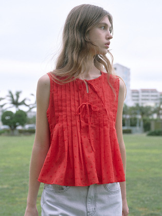 Dot Pin-Tuck Sleeveless Blouse