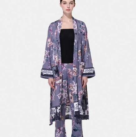 W Concept Pepour Garden of Hestia Robe