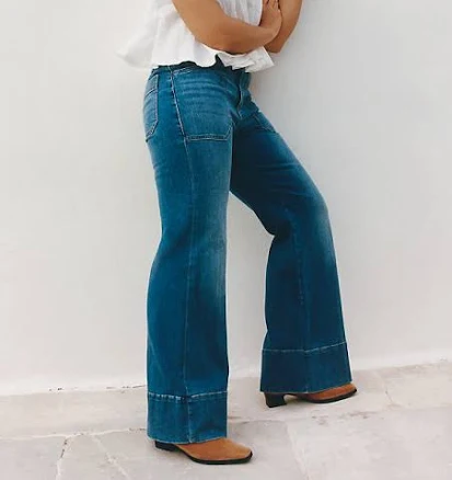 Rylan Relaxed High-Rise Flare Jeans by Pilcro in Blue, Size: 28 at Anthropologie