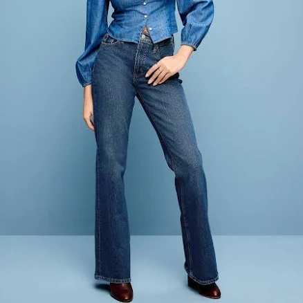 Old Navy Women's Mid-Rise Loose Boot-Cut Jeans