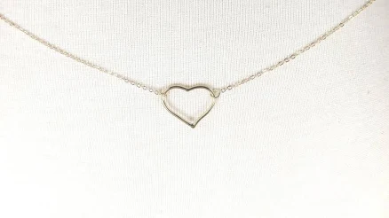 Dainty Gold Metal Heart Chain Link