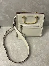 Shoulder Bag Alexander Mcqueen The Short Story Bag Lady Gaga Ana De Armas Are Early Fans Of Alexander McQueen's New