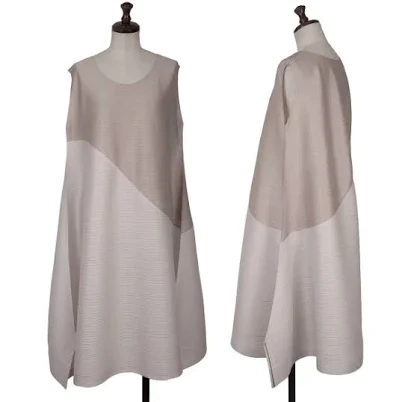 PLEATS PLEASE Sleeveless 3 Second Hand Tunic