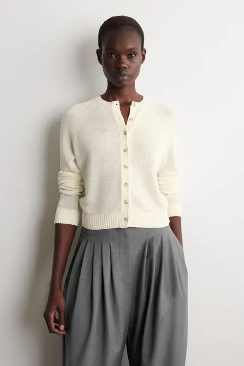 RELAXED TWISTED CARDIGAN IN MERINO BLEND