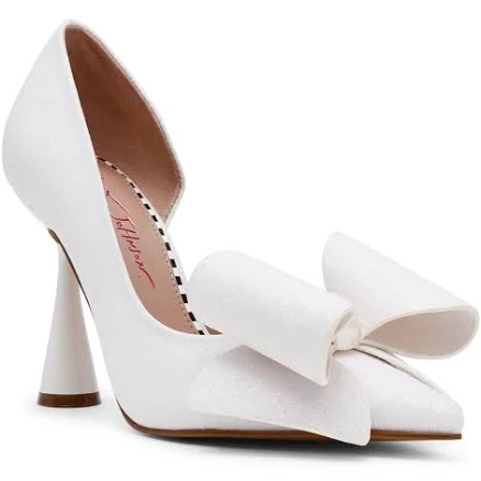 Betsey Johnson Women's Kyliee Pump