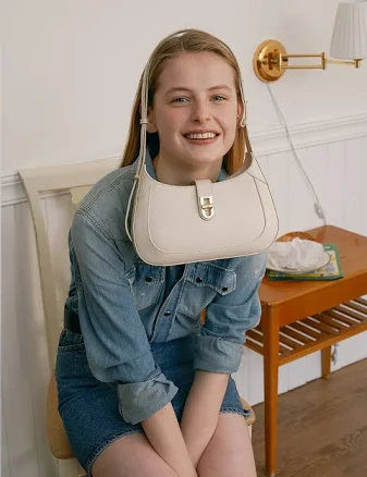 Boni Ruseller Shoulder Bag