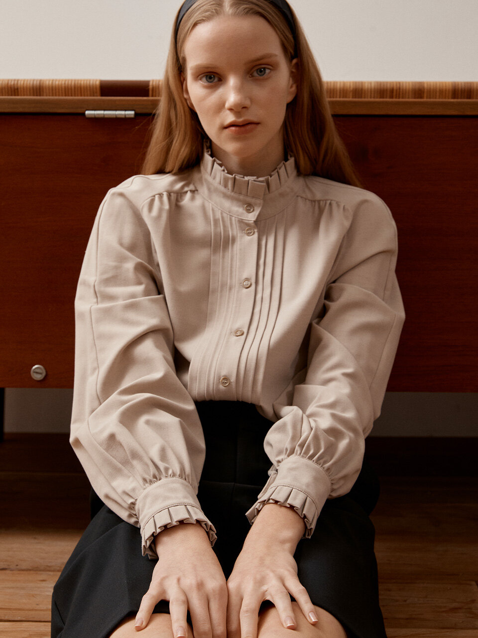 Pleated Collar Blouse VWBLKK1200