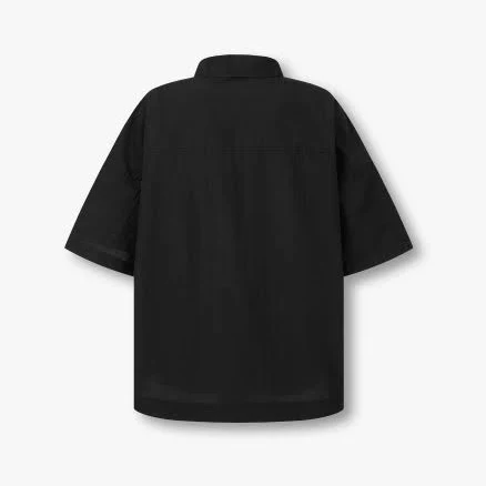STUDIO TOMBOY Two-Pocket Short Sleeve Jumper