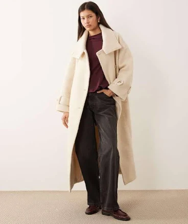 Vila Vila premium boucle formal coat with funnel neck in cream - Birch - EU 44 - UK 16