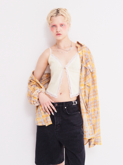 MEDAL LACE SLEEVELESS CARDIGAN CREAM