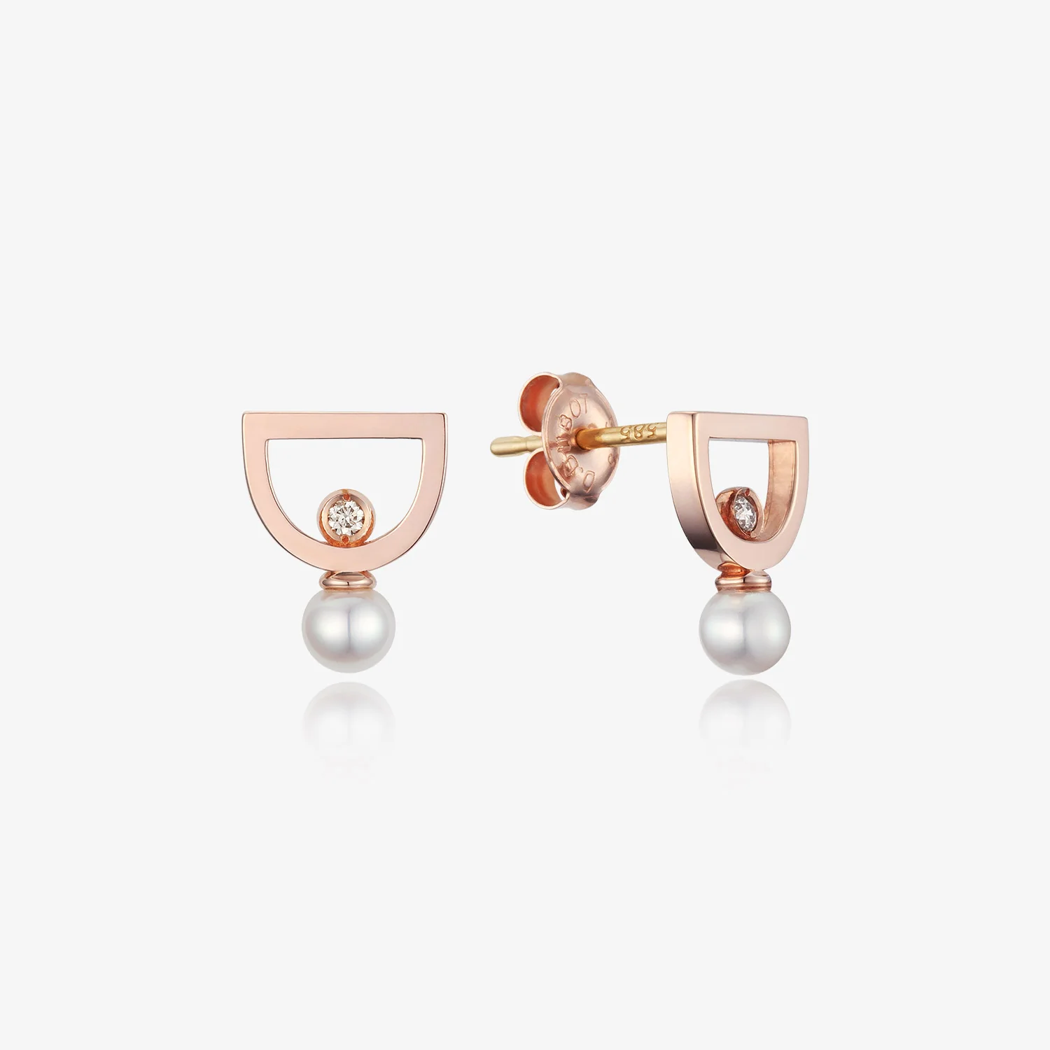 Sélection. D Gold Earring