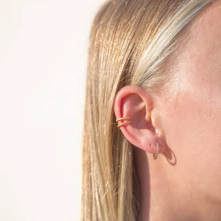 18K Gold Diamond Ear Cuff