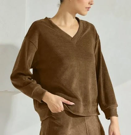 ICONOFLASH Women's Relaxed Fit Corduroy V-Neck Long Sleeve Top