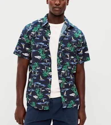 Old Navy Men's Classic Fit Everyday Shirt