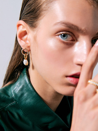 Haisley Round Earrings