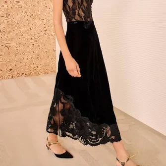 Ulla Johnson Women's Floral Alita Embroidered Velvet Mesh Midi SkirtUlla Johnson Women's Floral Alita Embroidered Velvet Mesh Midi Skirt