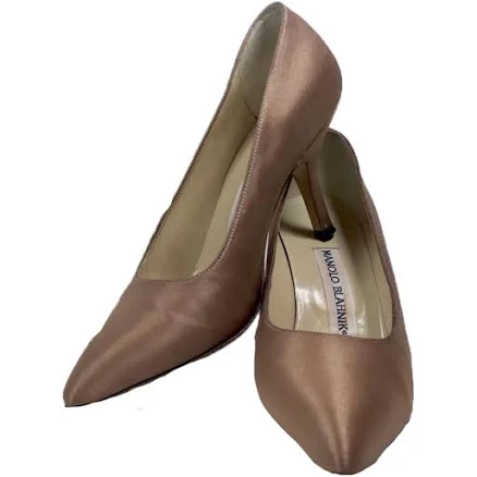 MANOLO BLAHNIK Light Brown Satin Pump Pointed Heels Size 5 1/2