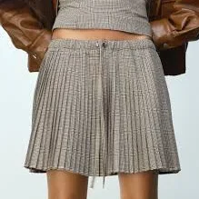 H&M Ladies Pleated Mini Skirt