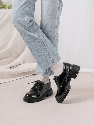 SPUR Celeste Oxford Shoes