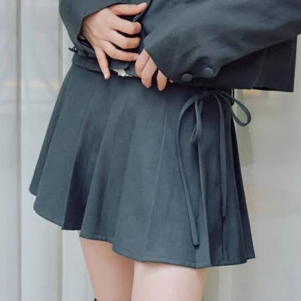 ZEROPLANET Classic Pleated Skirt Pants