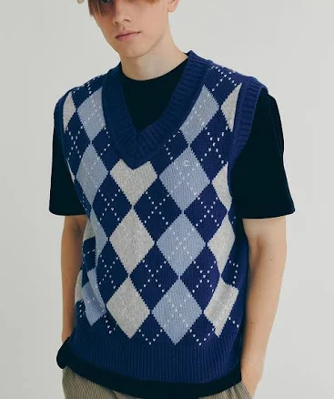 CLOVE Argyle Wool Vest