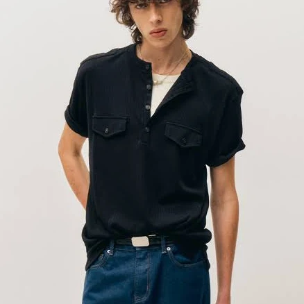 NOIRER Ribbed Henley Neck Half T-Shirt
