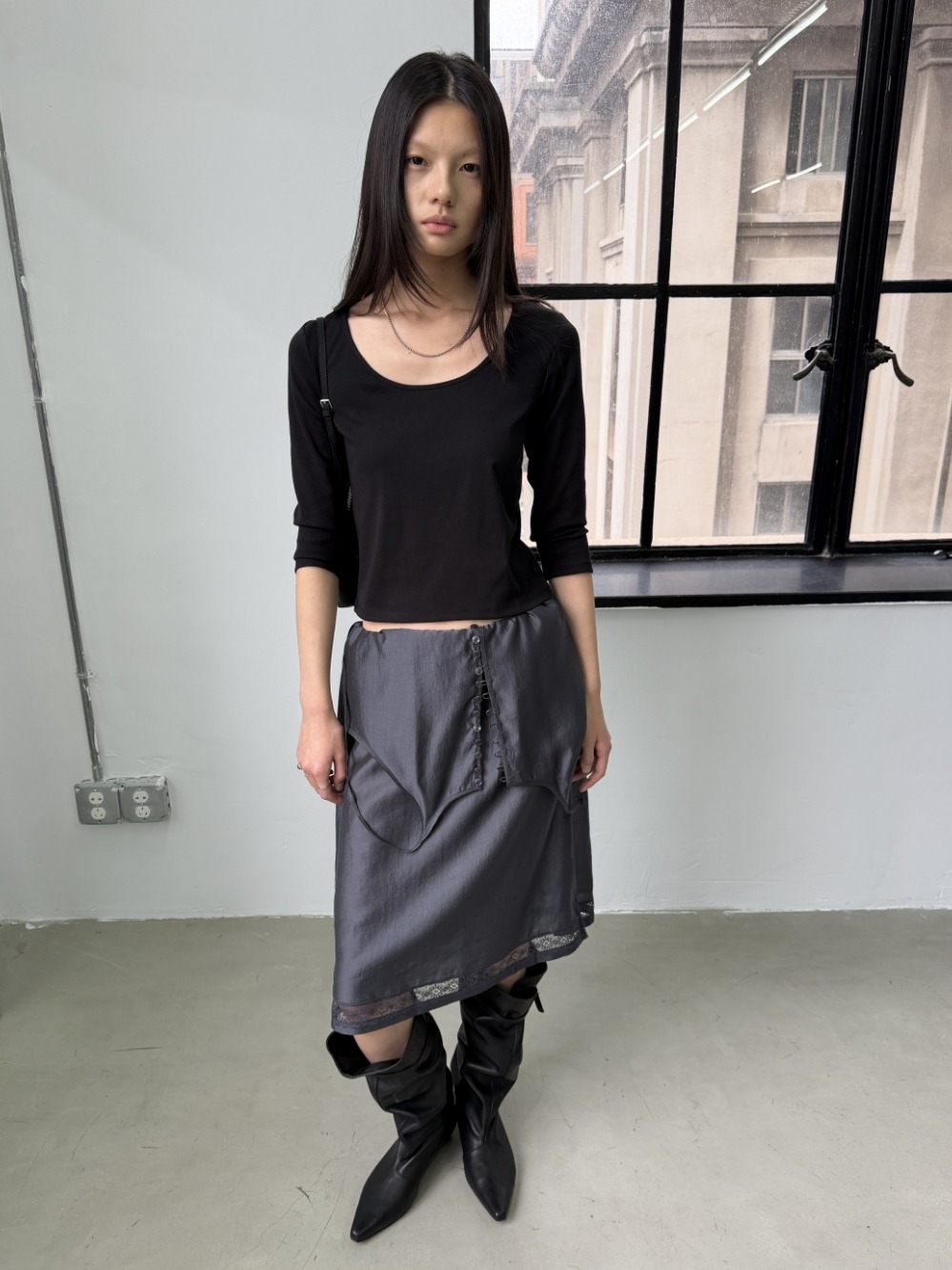 Unbalance Drape Mini Skirt