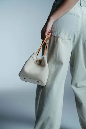 Mary Lo Mini Box Bag