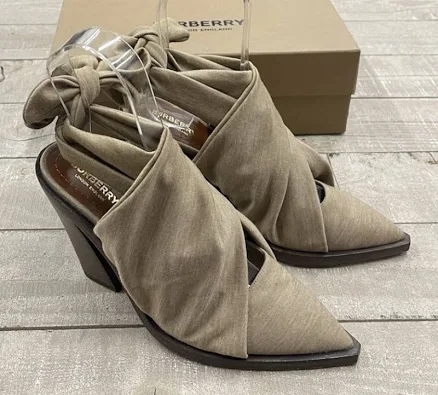 Burberry Tillington Technical Wool Mules In Pecan Melange Size: 39 (us