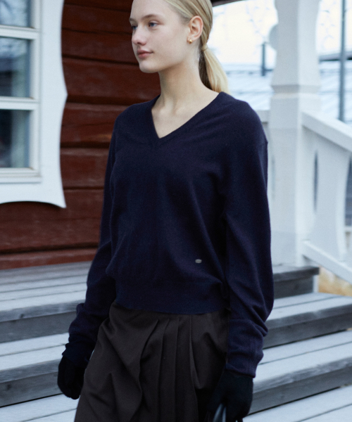 STEADY V NECK KNIT [NAVY]