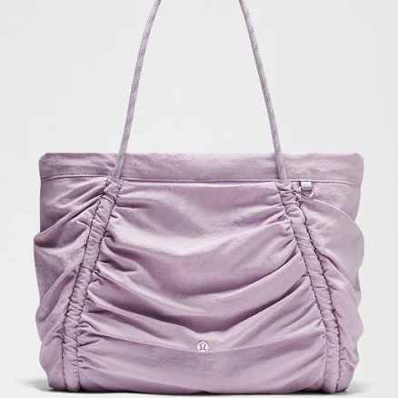lululemon Ruched 24L Tote Bag