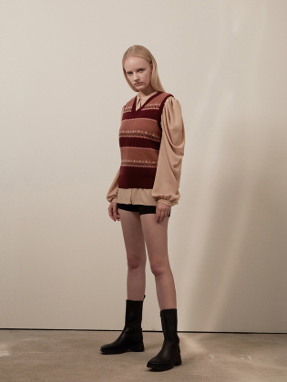 Flower Jacquard Knit Vest
