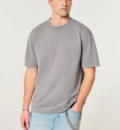 Hollister Men's Boxy Heavyweight Cotton T-Shirt