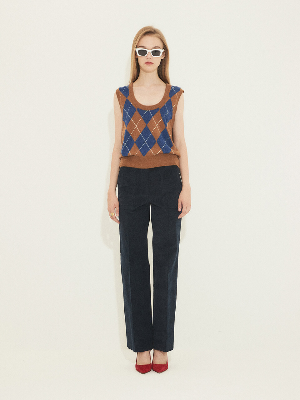 Argyle Knit Vest 002_Brown